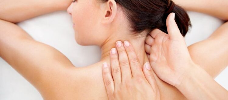 Terapeitiskās masāžas veikšana dzemdes kakla osteohondrozes profilaksei